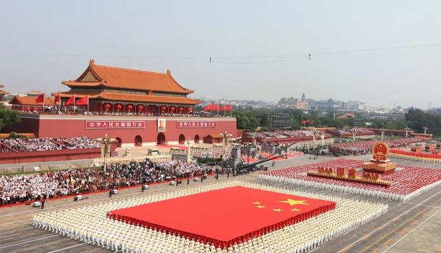 2019年，令pg电子自豪的一件事——效劳国庆70周年大阅兵及联欢运动